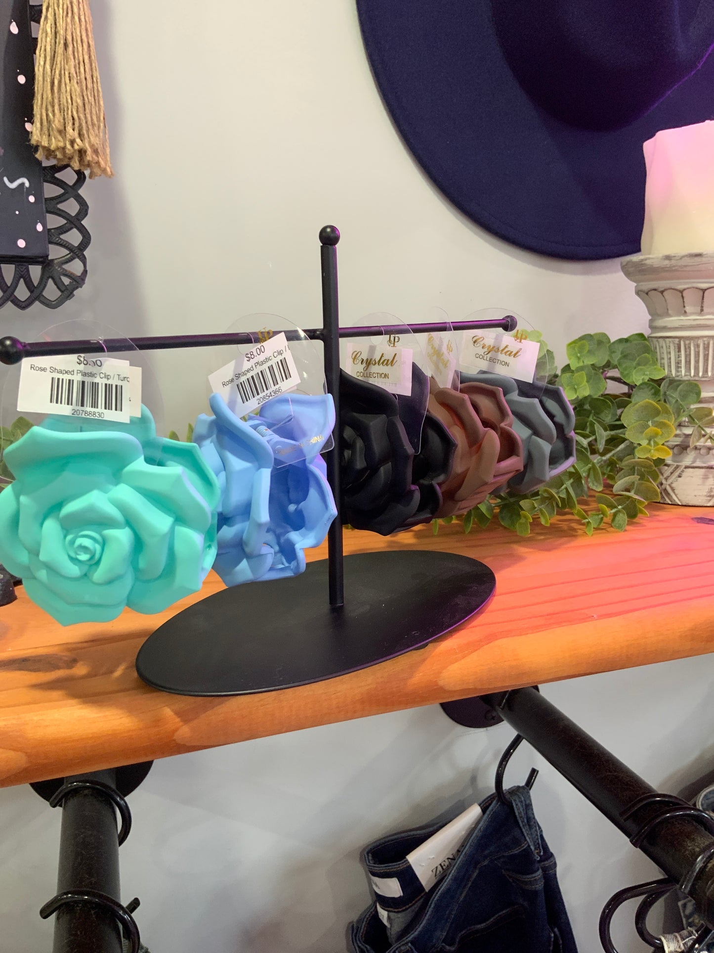 Rose Shaped Plastic Clip