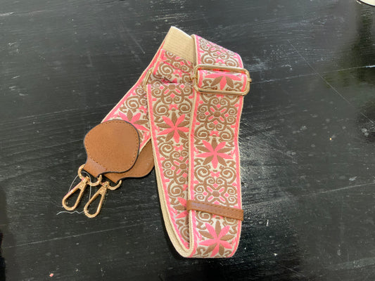 Fuchsia/Beige Patterned Guitar Strap